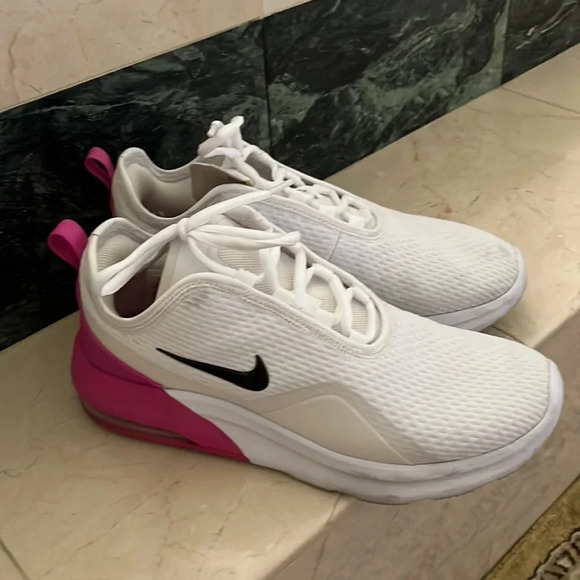 NIKE AIR WHITE AND PINK SIE 8 great condition - Picture 2 of 8